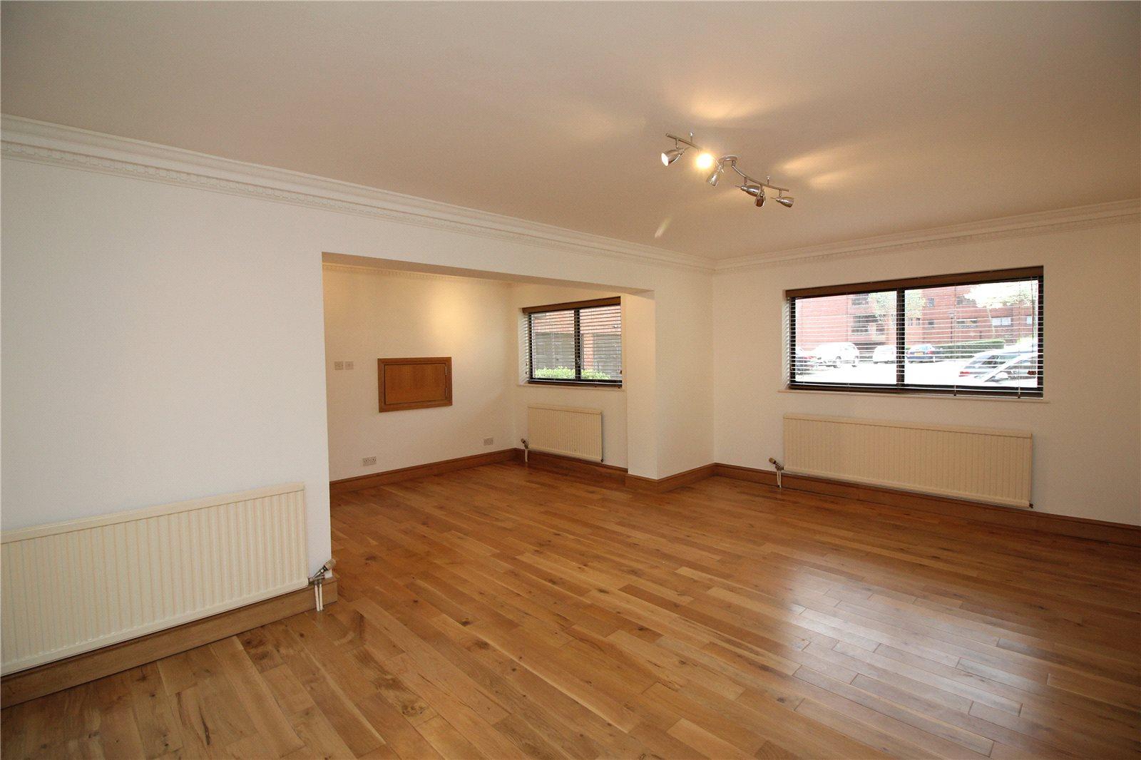 2 bedroom Ground Floor Flat to rent + ' - Martyn Gerrard