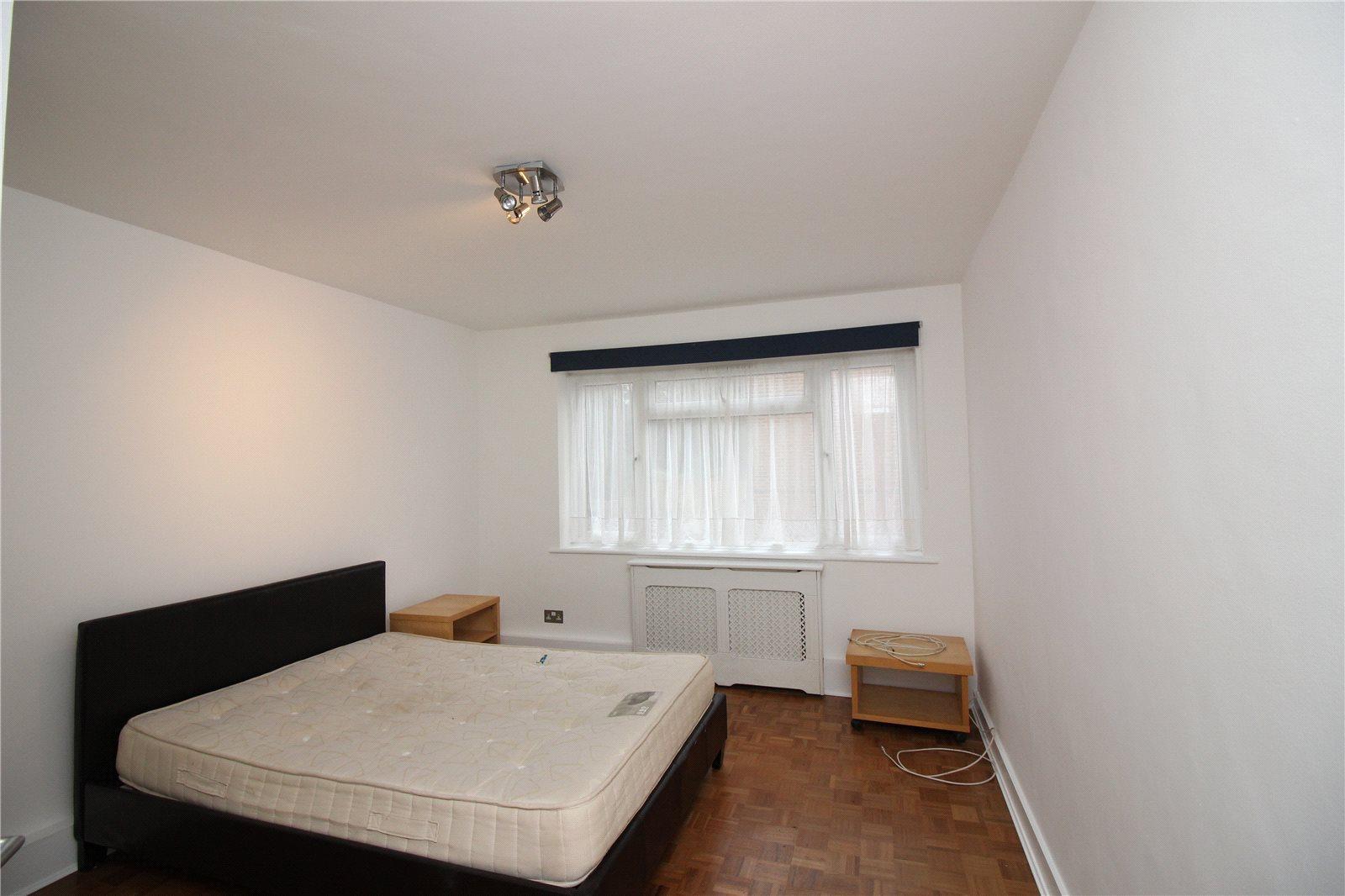 2 bedroom Apartment to rent - Martyn Gerrard