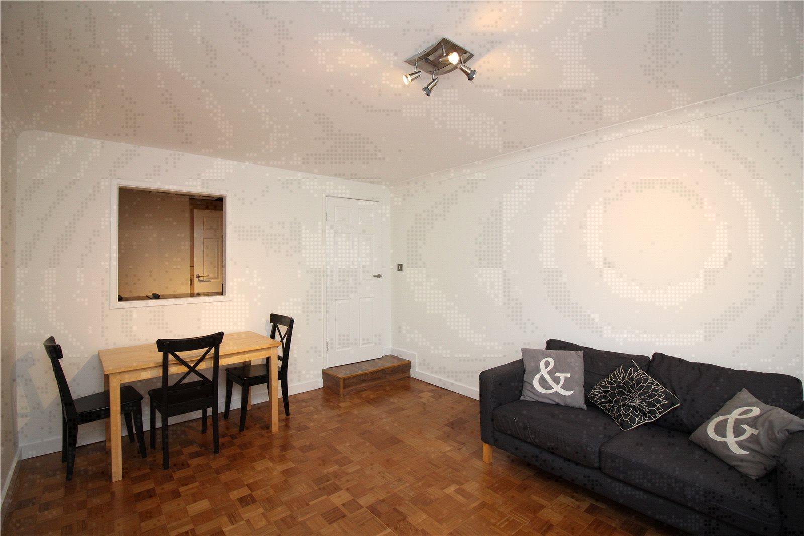 2 bedroom Apartment to rent - Martyn Gerrard