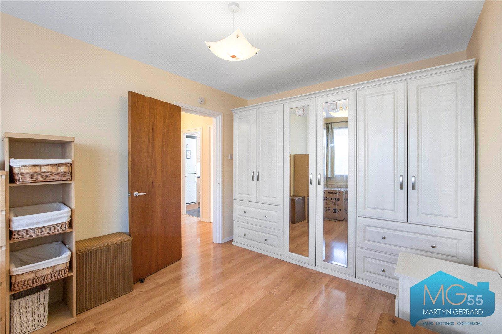 1 bedroom Apartment to rent - Martyn Gerrard