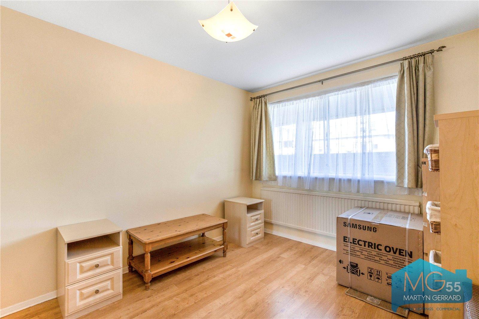1 bedroom Apartment to rent - Martyn Gerrard