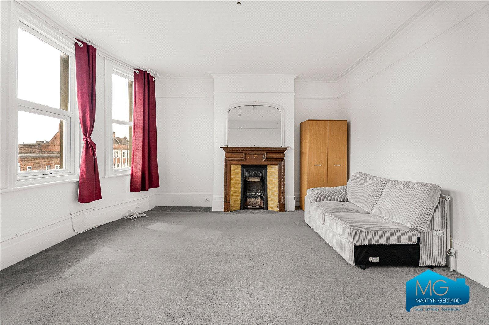 2 bedroom Apartment to rent - Martyn Gerrard