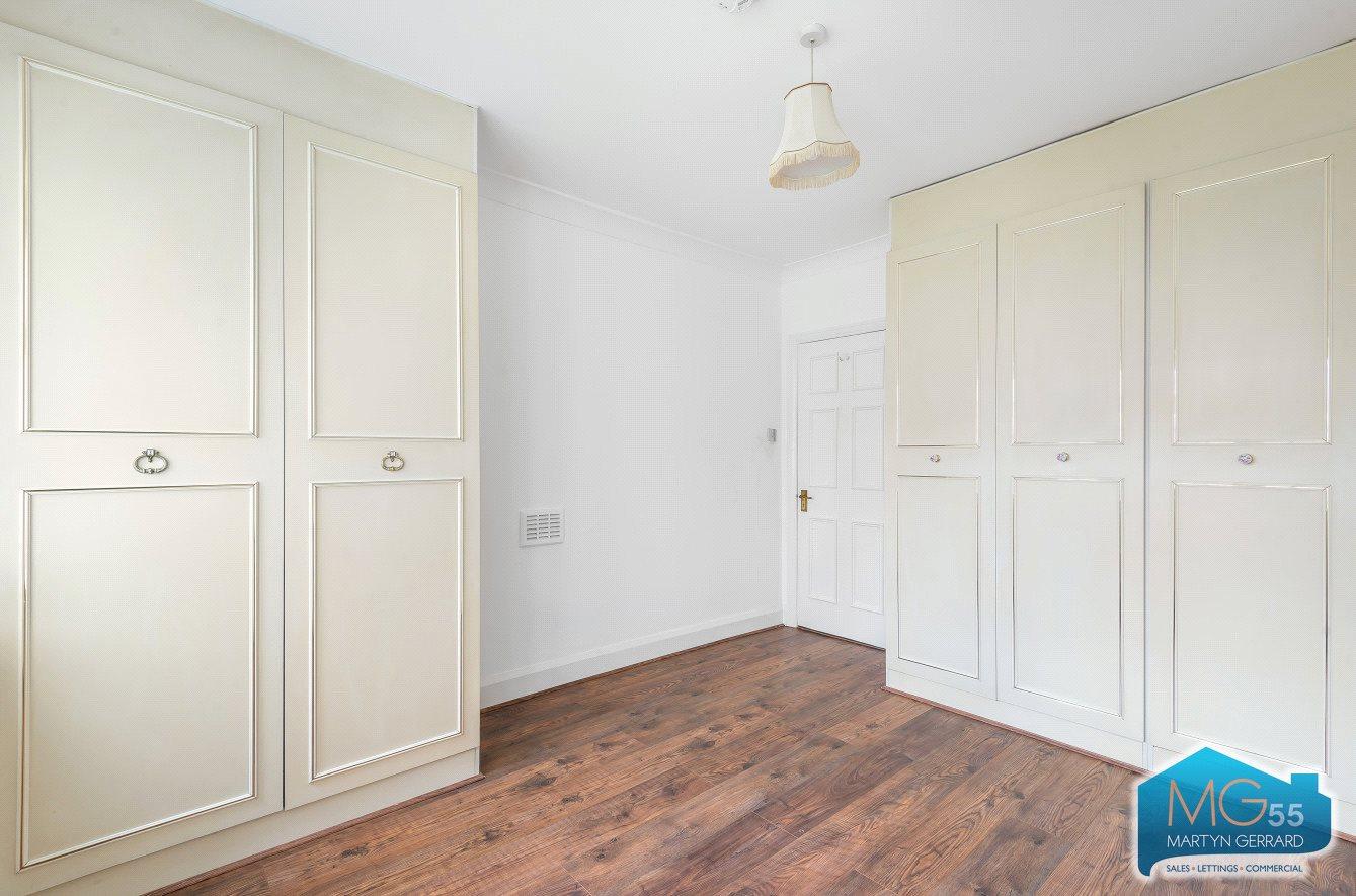 3 bedroom Ground Floor Flat to rent + ' - Martyn Gerrard