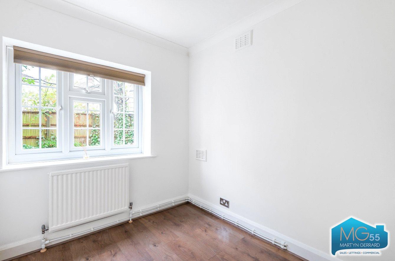 3 bedroom Ground Floor Flat to rent - Martyn Gerrard