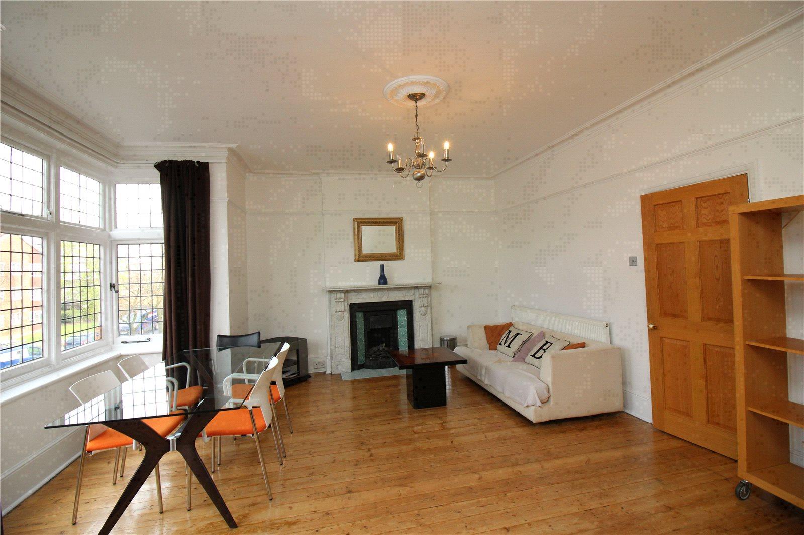 2 bedroom Apartment to rent + ' - Martyn Gerrard