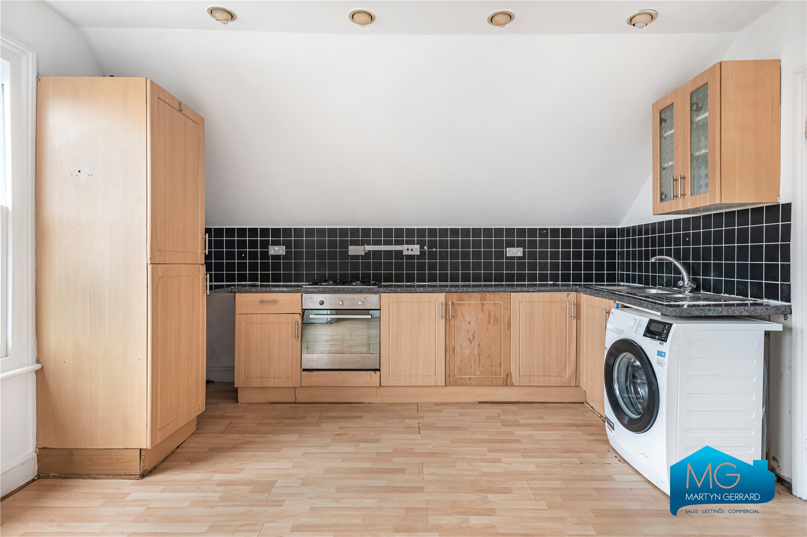 1 bedroom Apartment to rent - Martyn Gerrard