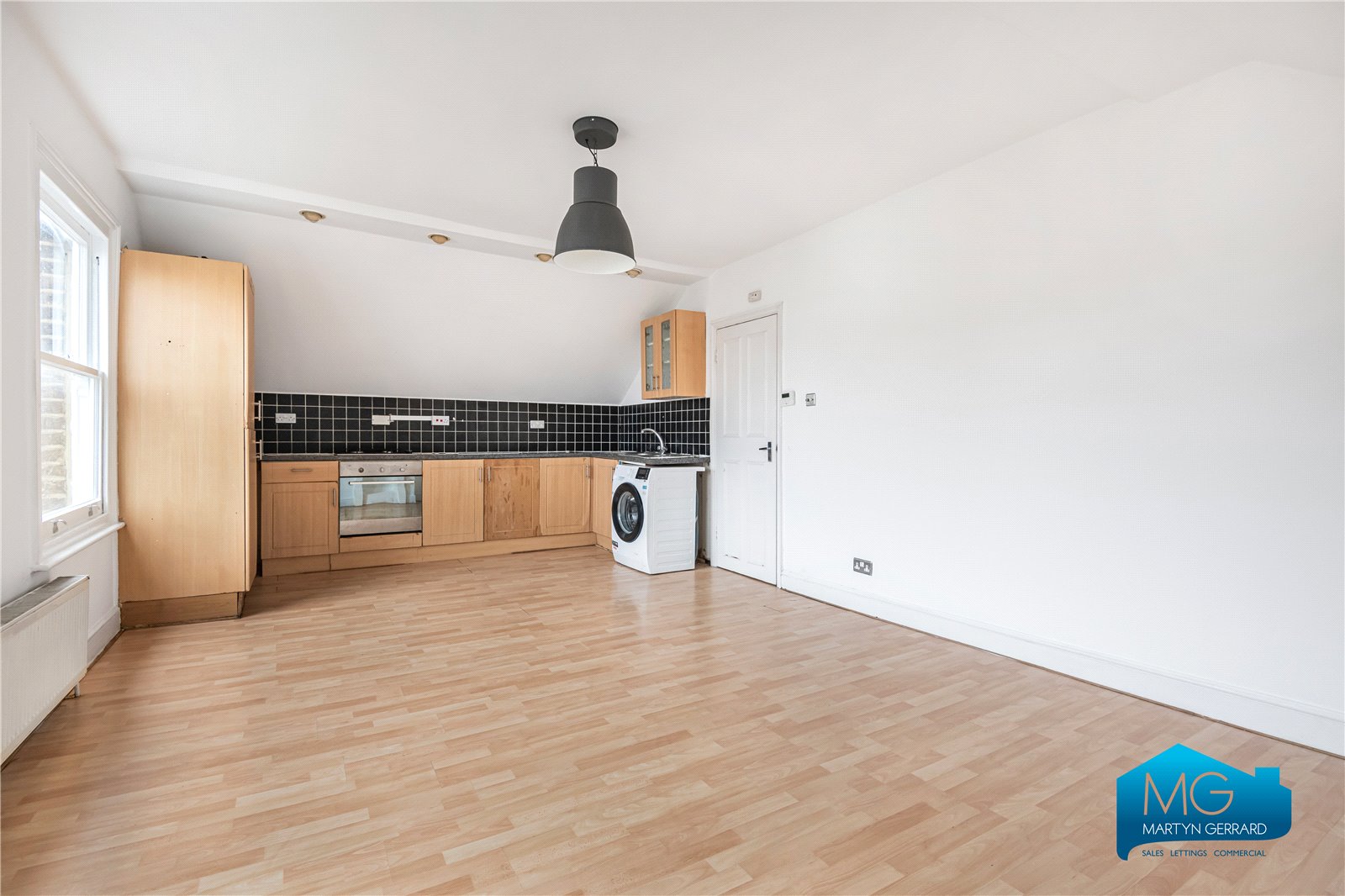 1 bedroom Apartment to rent - Martyn Gerrard