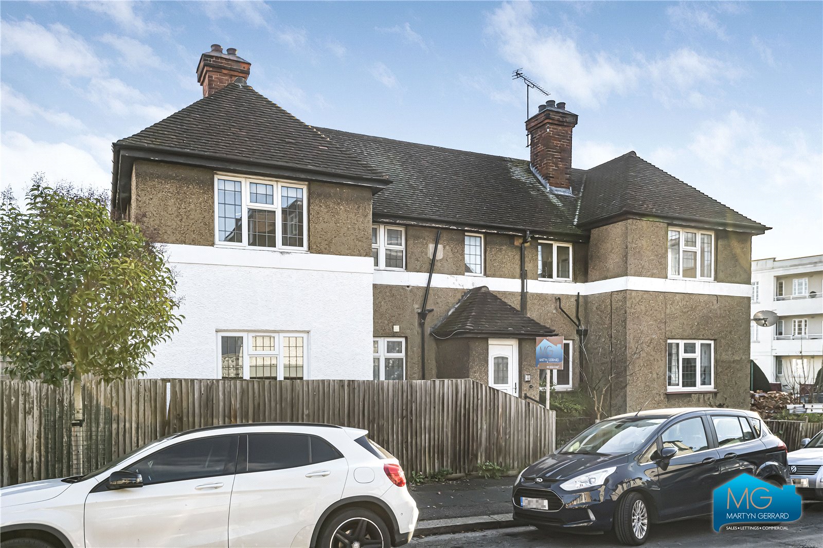 2 bedroom Apartment to rent - Martyn Gerrard