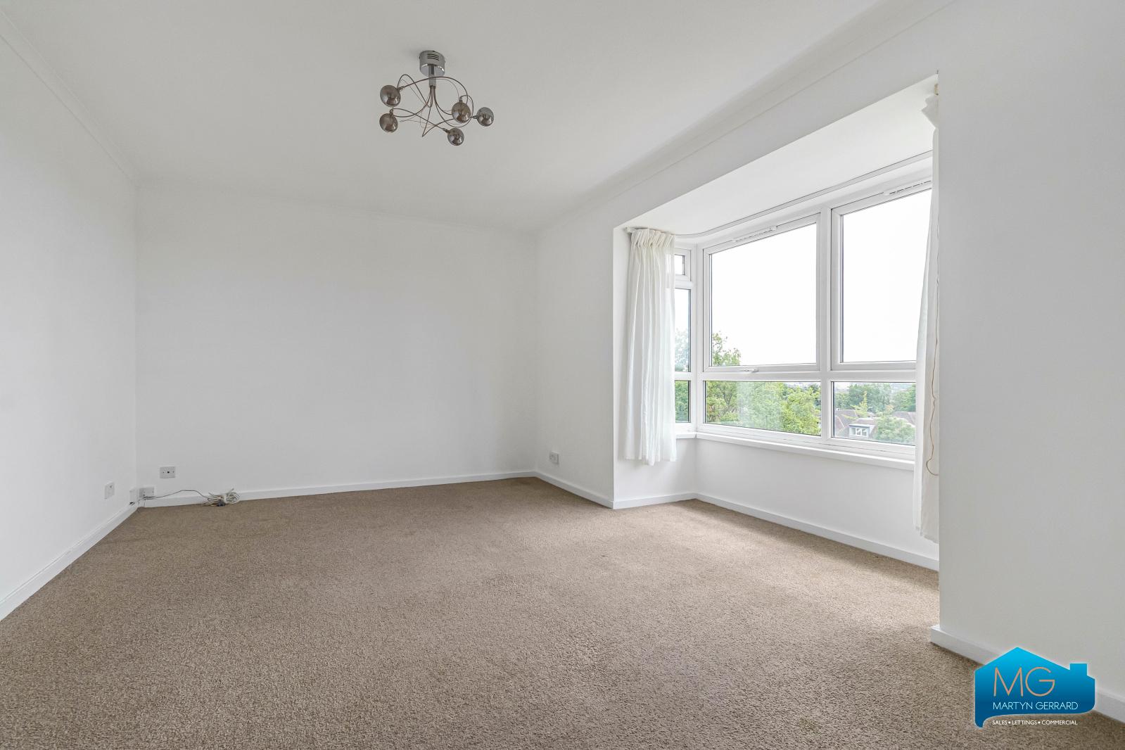 2 bedroom Apartment to rent - Martyn Gerrard