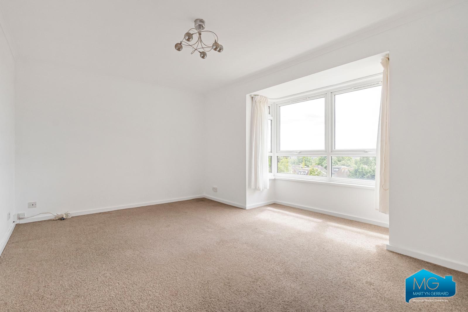 2 bedroom Apartment to rent - Martyn Gerrard