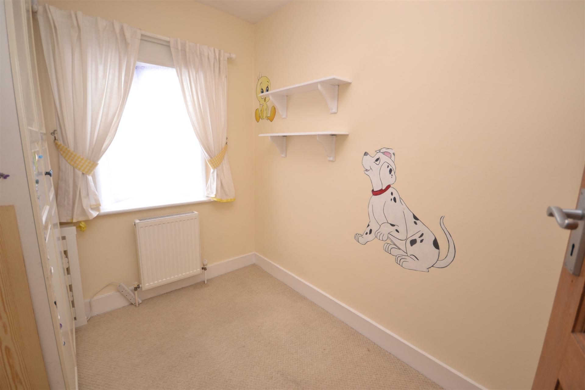 3 bedroom Semi-Detached House to rent - Martyn Gerrard