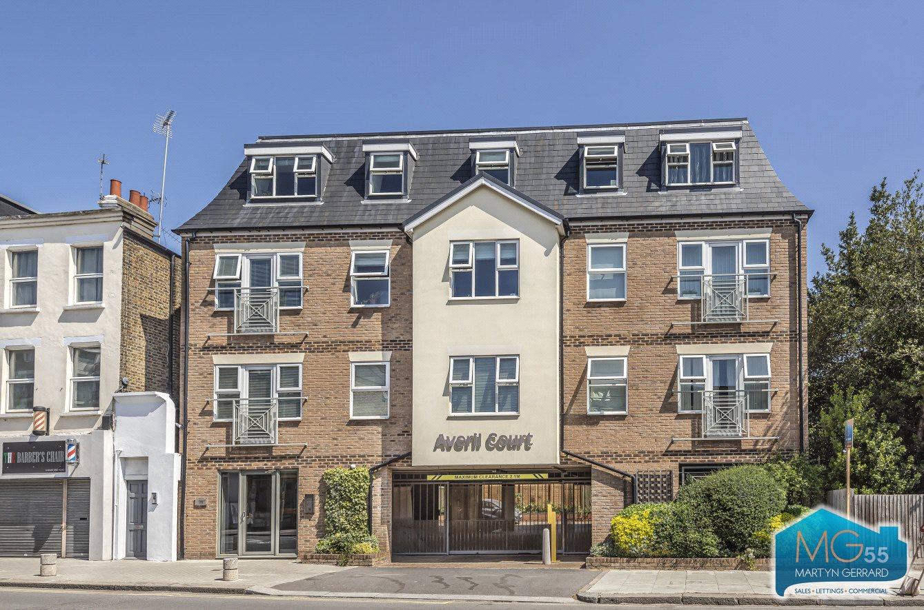 1 bedroom Apartment to rent - Martyn Gerrard