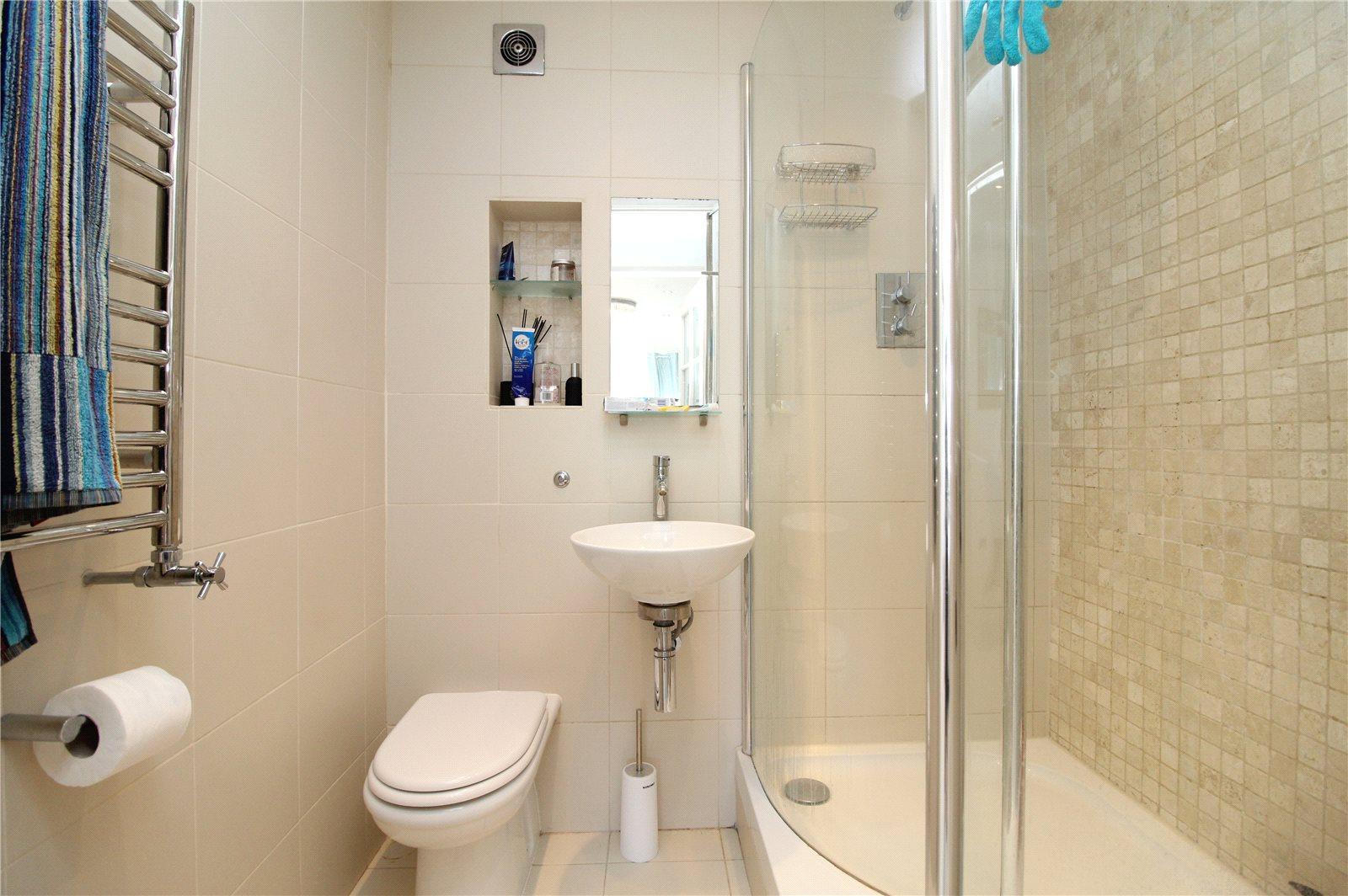 2 bedroom Apartment to rent - Martyn Gerrard