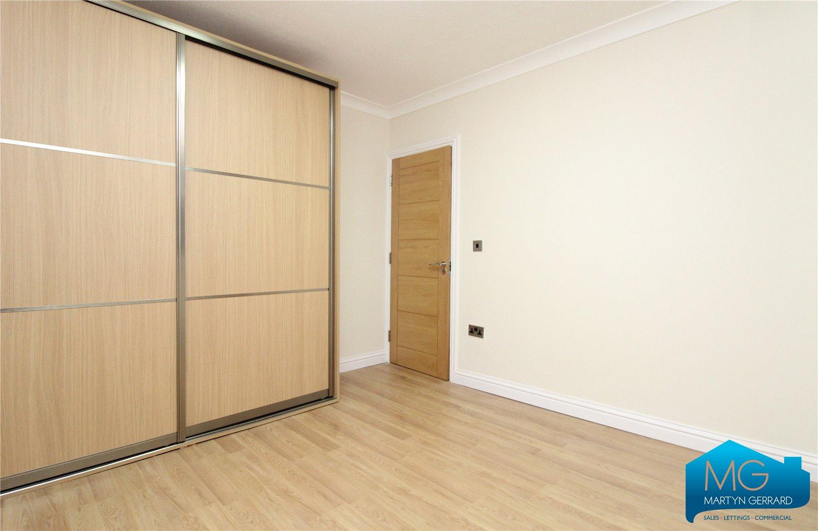 5 bedroom Semi-Detached House to rent - Martyn Gerrard