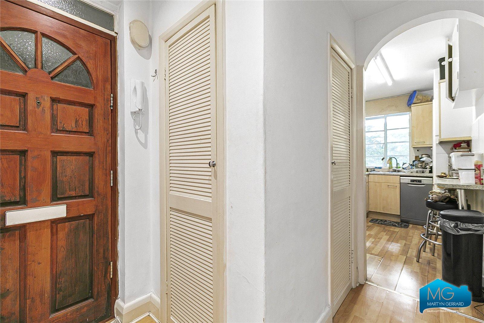 1 bedroom Apartment to rent - Martyn Gerrard
