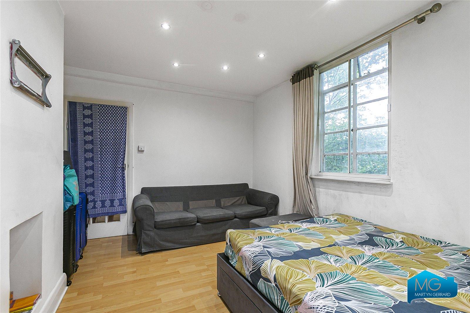 1 bedroom Apartment to rent - Martyn Gerrard