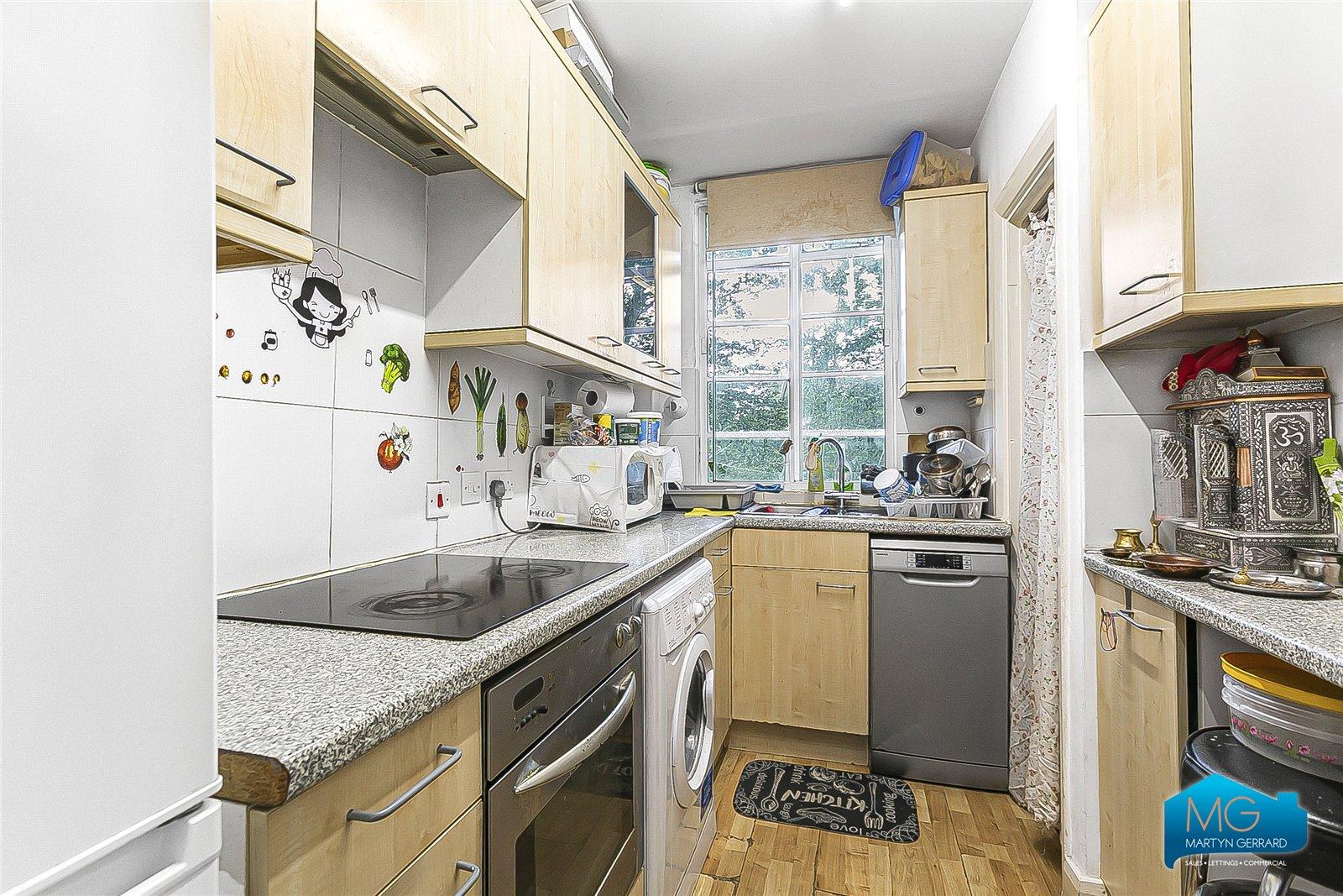 1 bedroom Apartment to rent - Martyn Gerrard