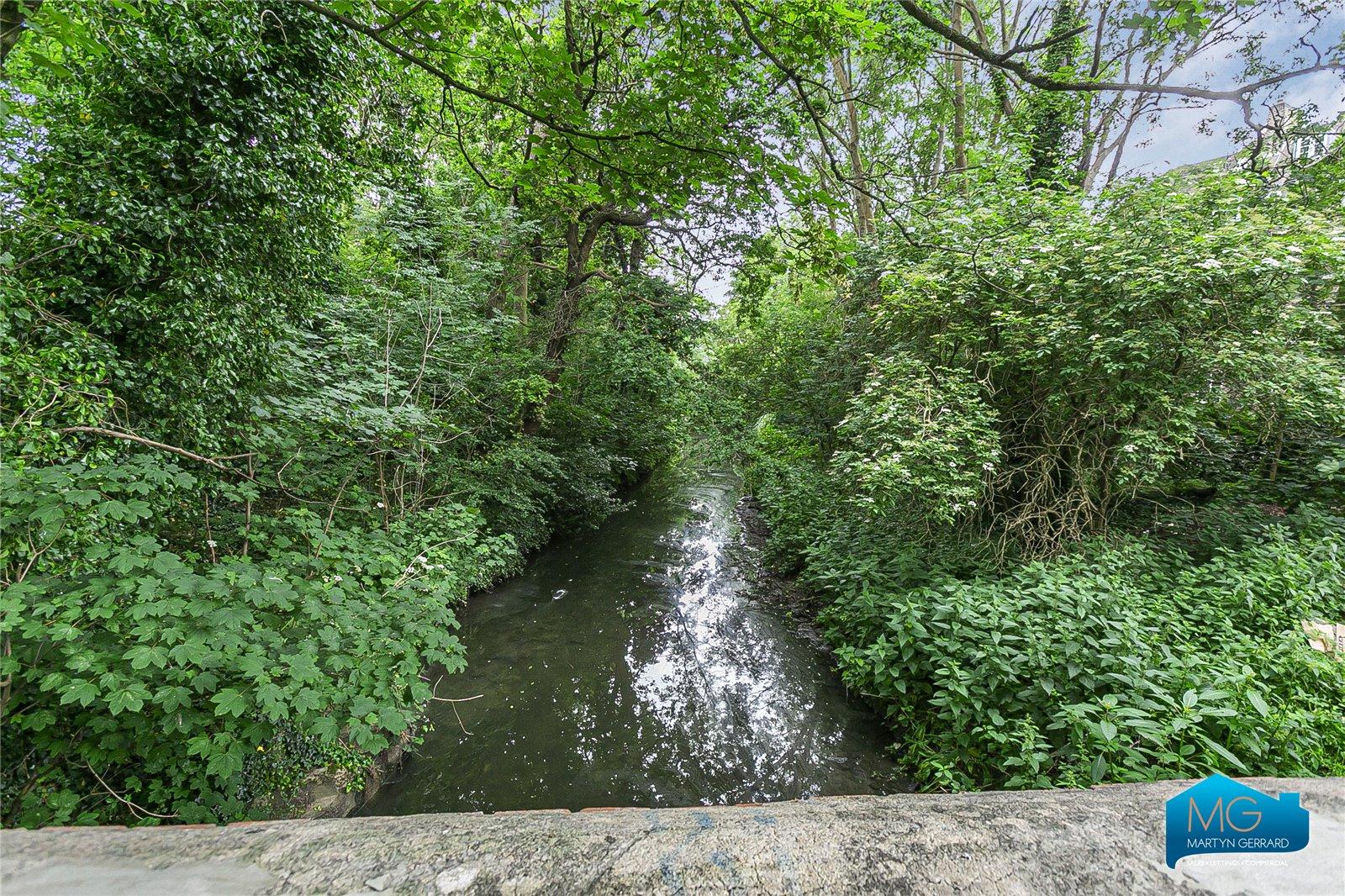 1 bedroom Apartment to rent - Martyn Gerrard