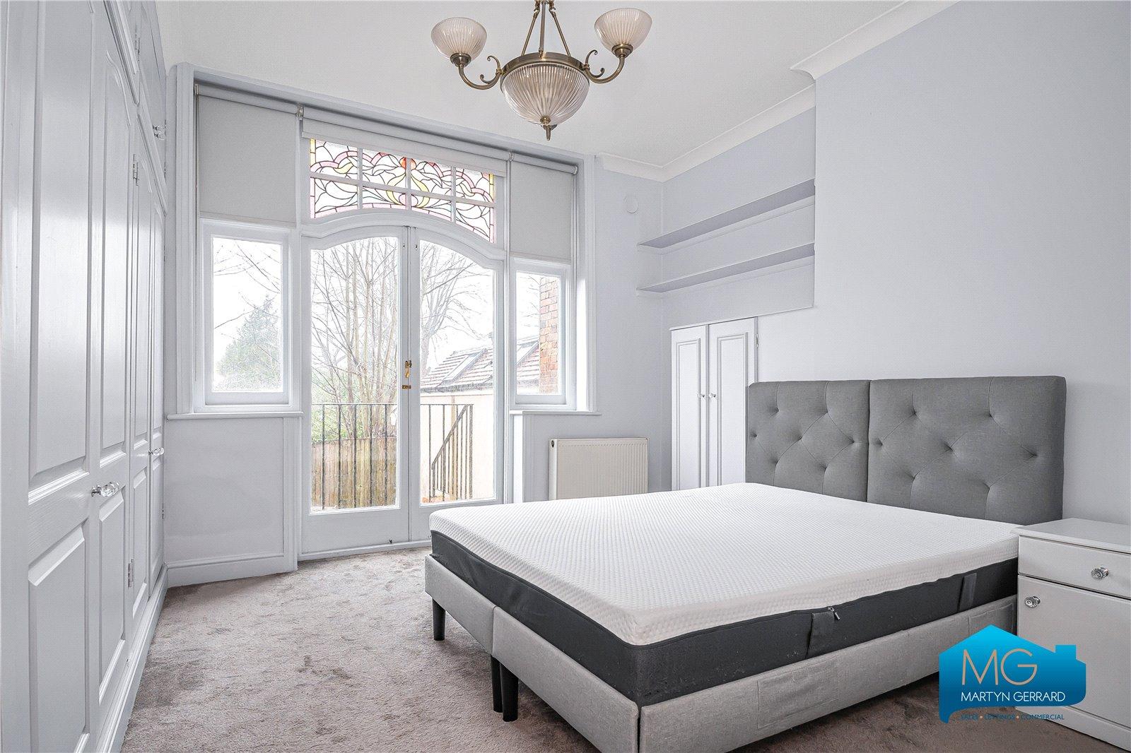 1 bedroom Ground Floor Flat to rent - Martyn Gerrard