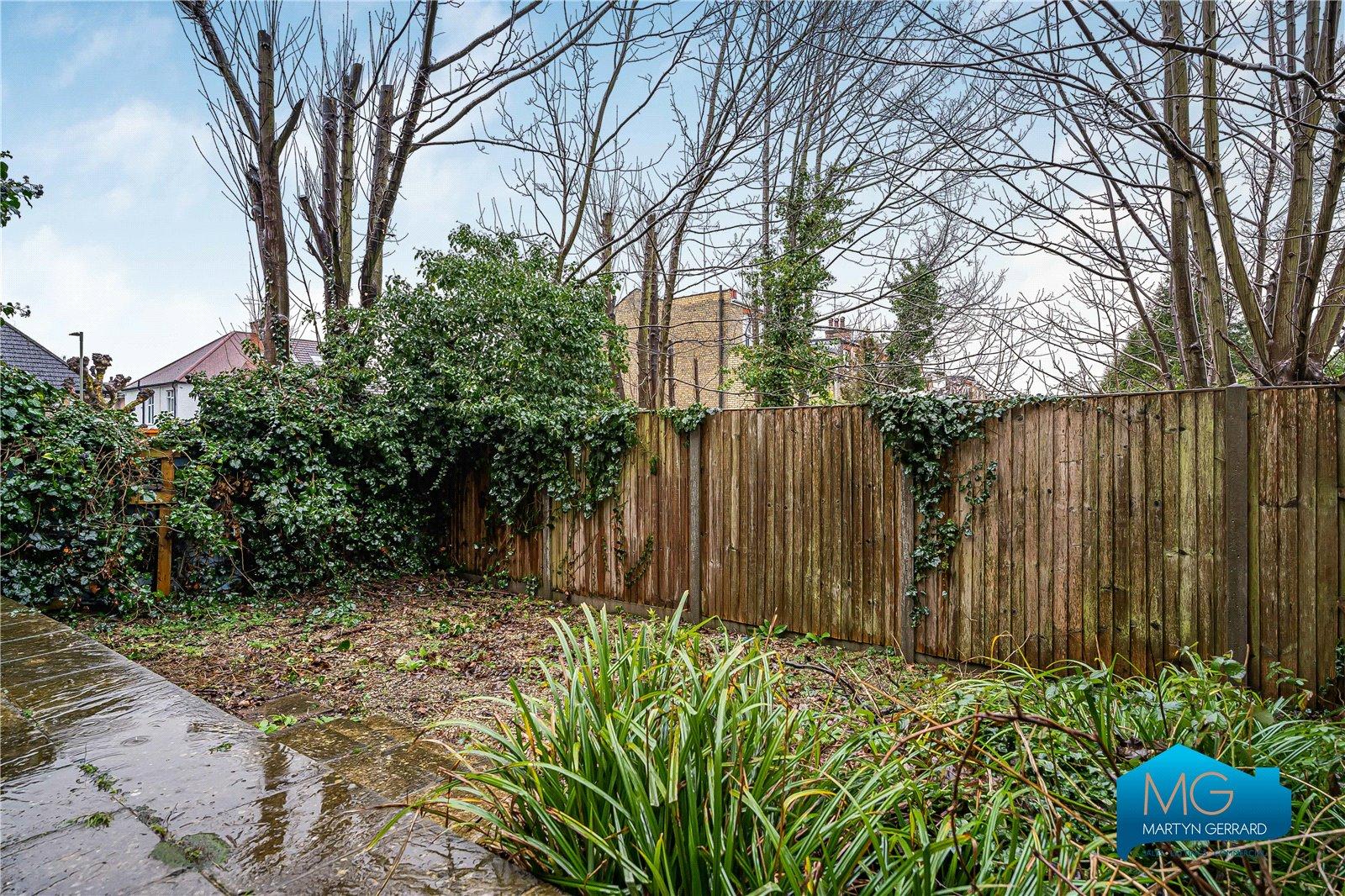 1 bedroom Ground Floor Flat to rent - Martyn Gerrard
