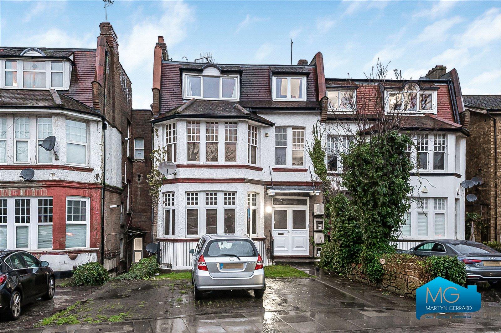 1 bedroom Ground Floor Flat to rent - Martyn Gerrard