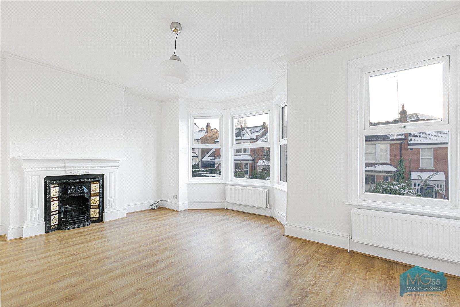 2 bedroom Apartment to rent - Martyn Gerrard