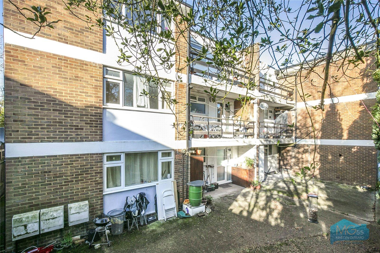 1 bedroom Apartment to rent - Martyn Gerrard