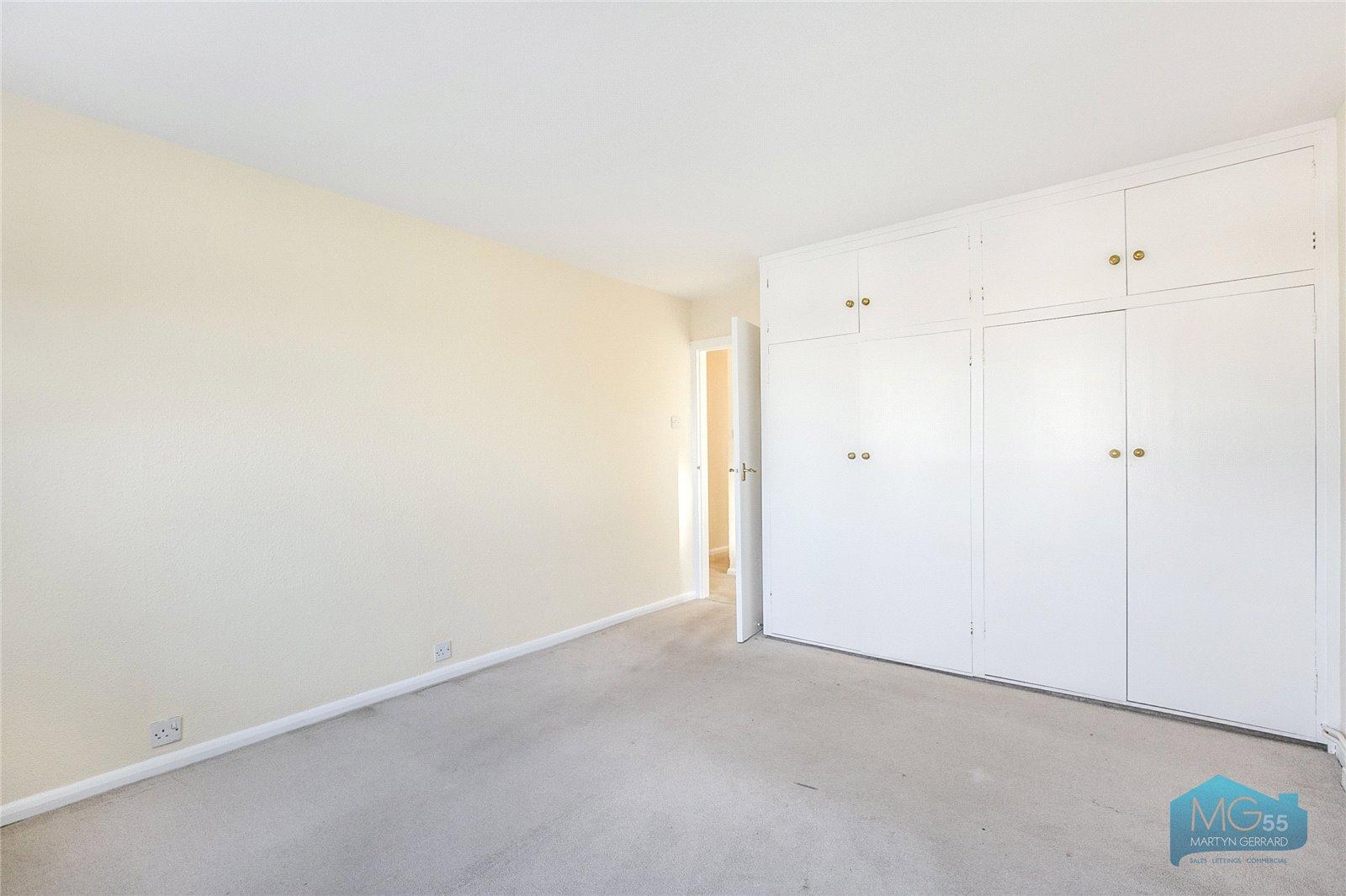 1 bedroom Apartment to rent - Martyn Gerrard