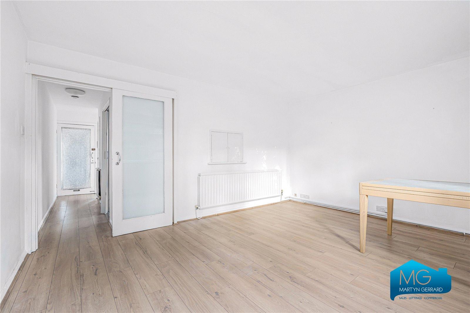 1 bedroom Ground Floor Flat to rent - Martyn Gerrard