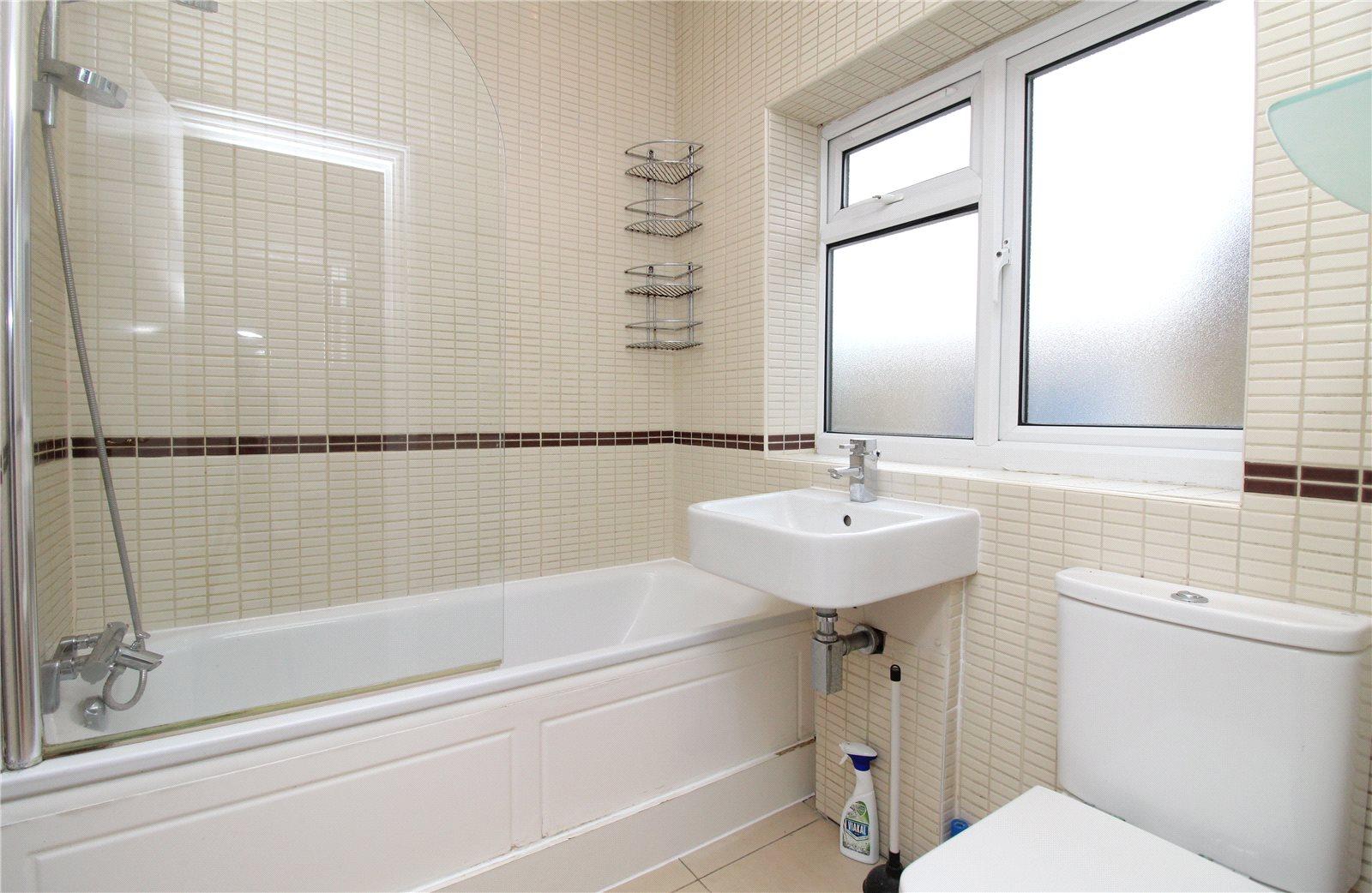 2 bedroom Apartment to rent - Martyn Gerrard