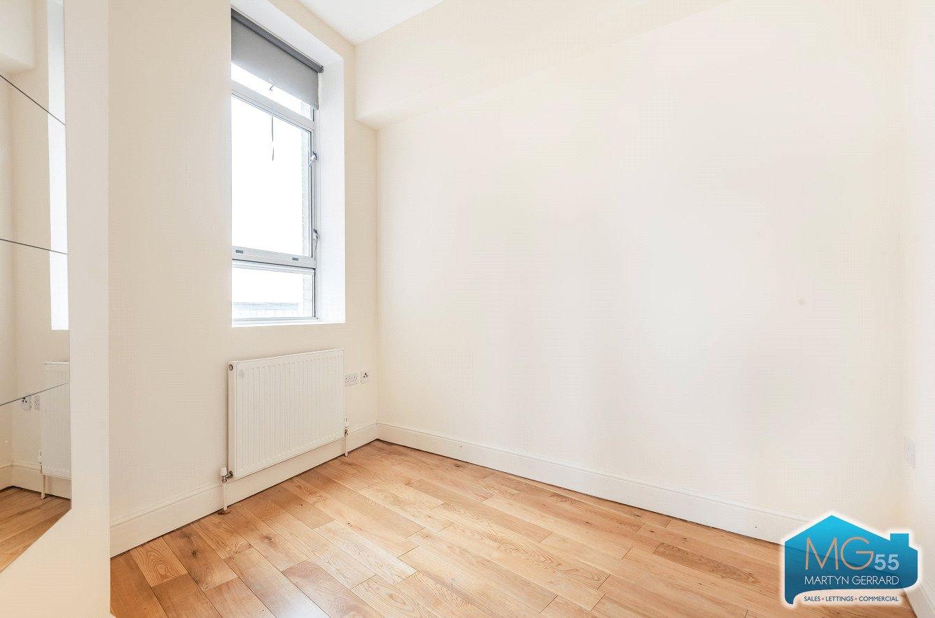 1 bedroom Apartment to rent - Martyn Gerrard