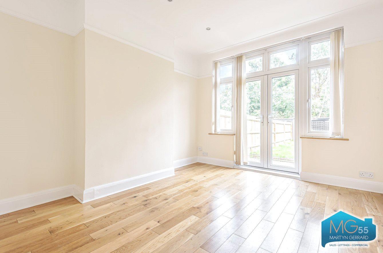 4 bedroom Terraced House to rent + ' - Martyn Gerrard