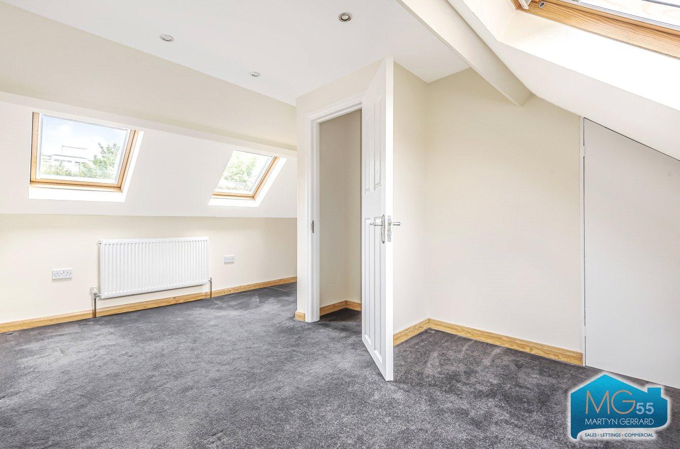 4 bedroom Terraced House to rent - Martyn Gerrard