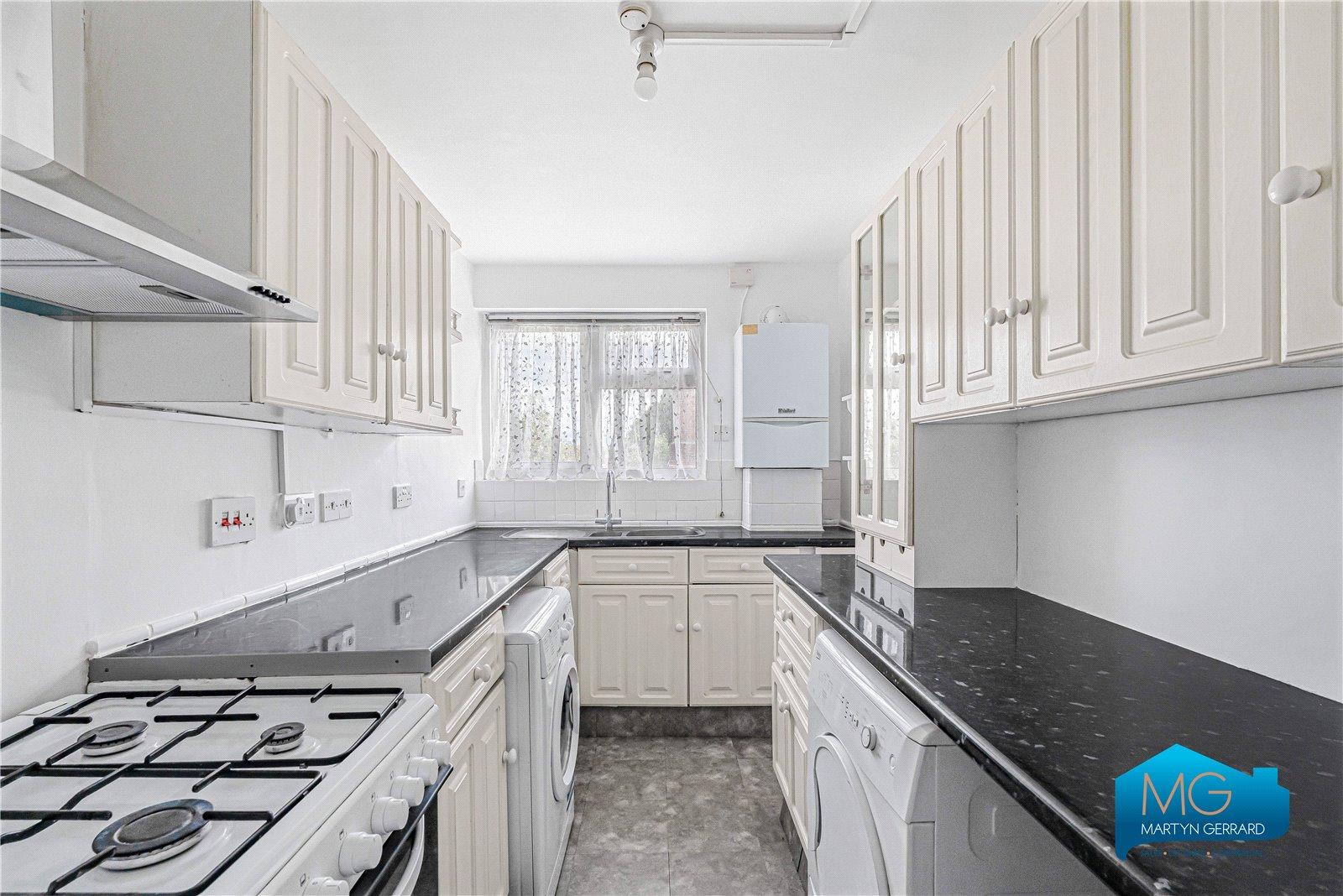 1 bedroom Apartment to rent - Martyn Gerrard