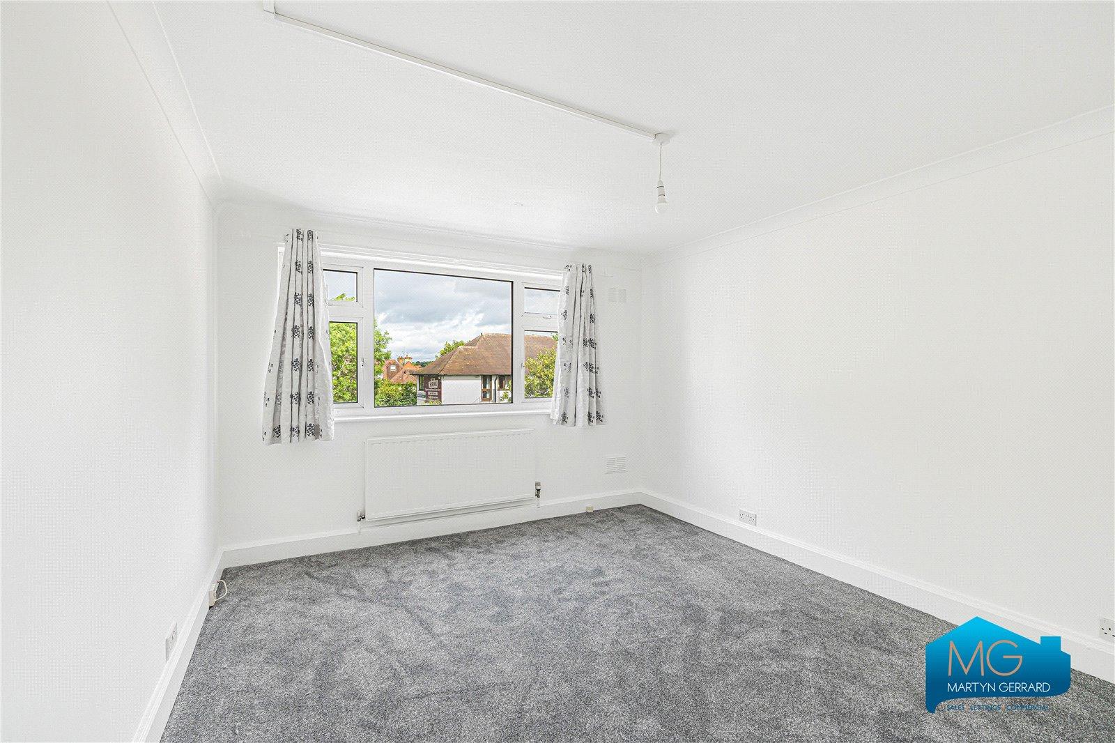 1 bedroom Apartment to rent - Martyn Gerrard