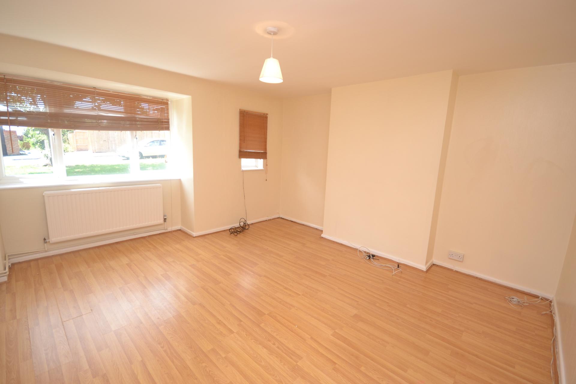 2 bedroom Ground Floor Flat to rent + ' - Martyn Gerrard