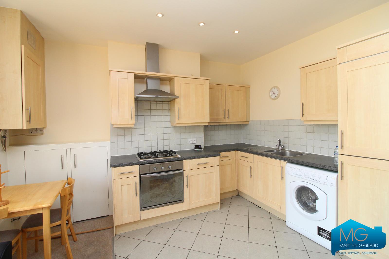 1 bedroom Apartment to rent - Martyn Gerrard