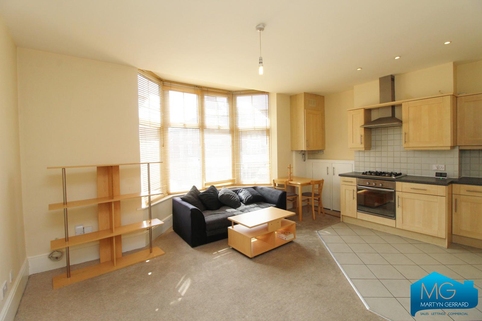 1 bedroom Apartment to rent - Martyn Gerrard
