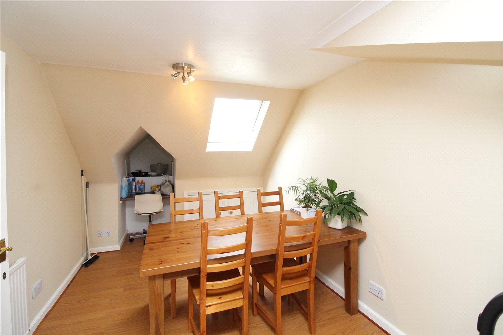3 bedroom Apartment to rent - Martyn Gerrard