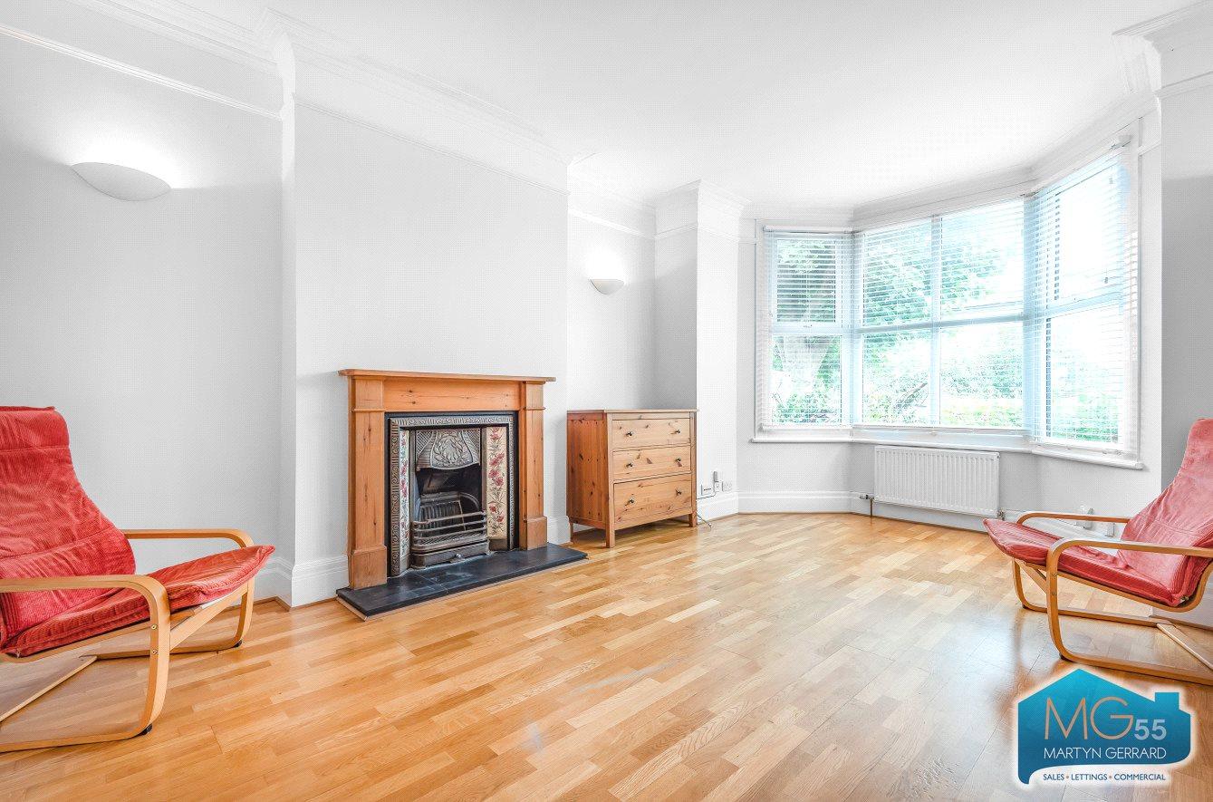 3 bedroom End of Terrace House to rent - Martyn Gerrard