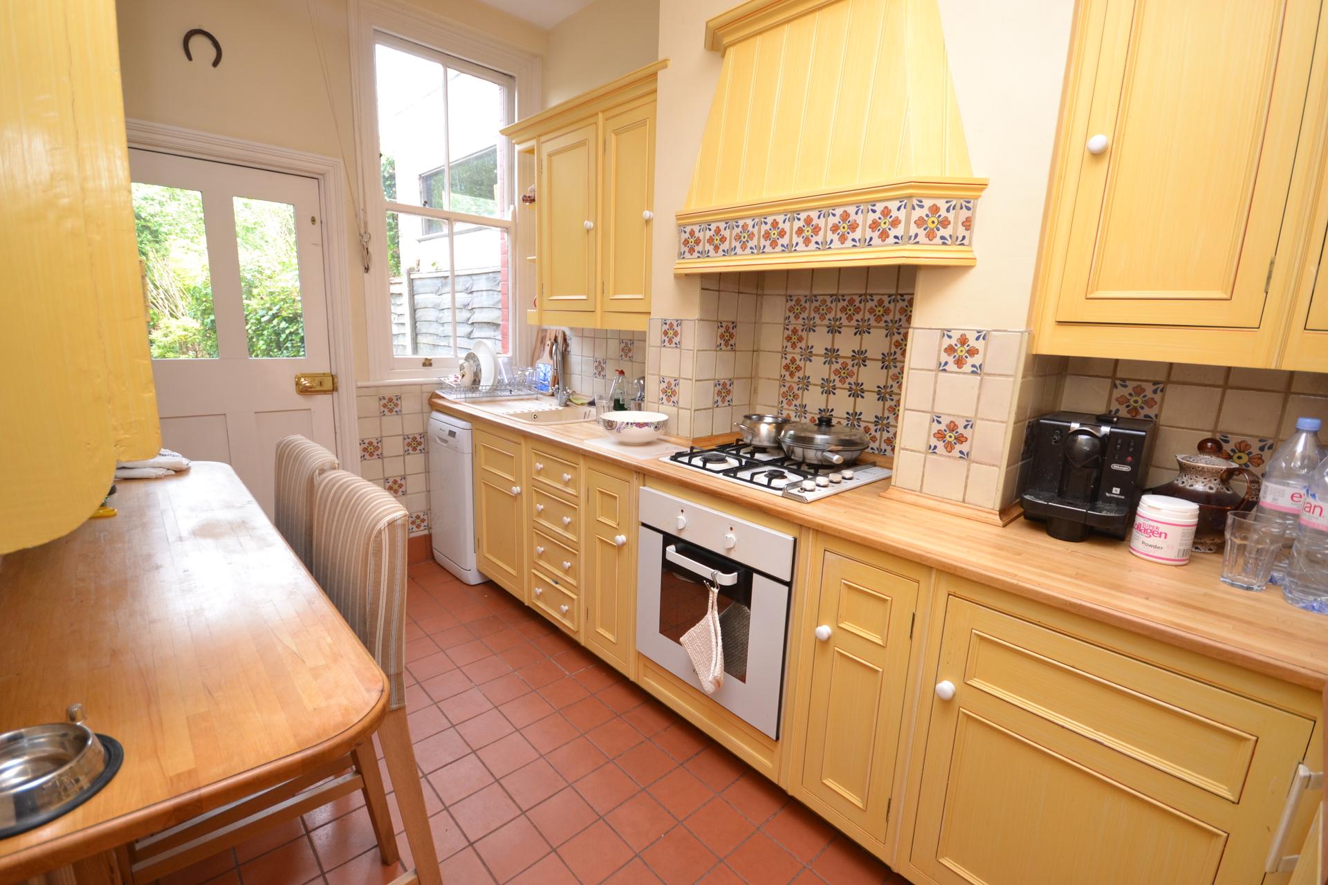 4 bedroom Terraced House to rent - Martyn Gerrard