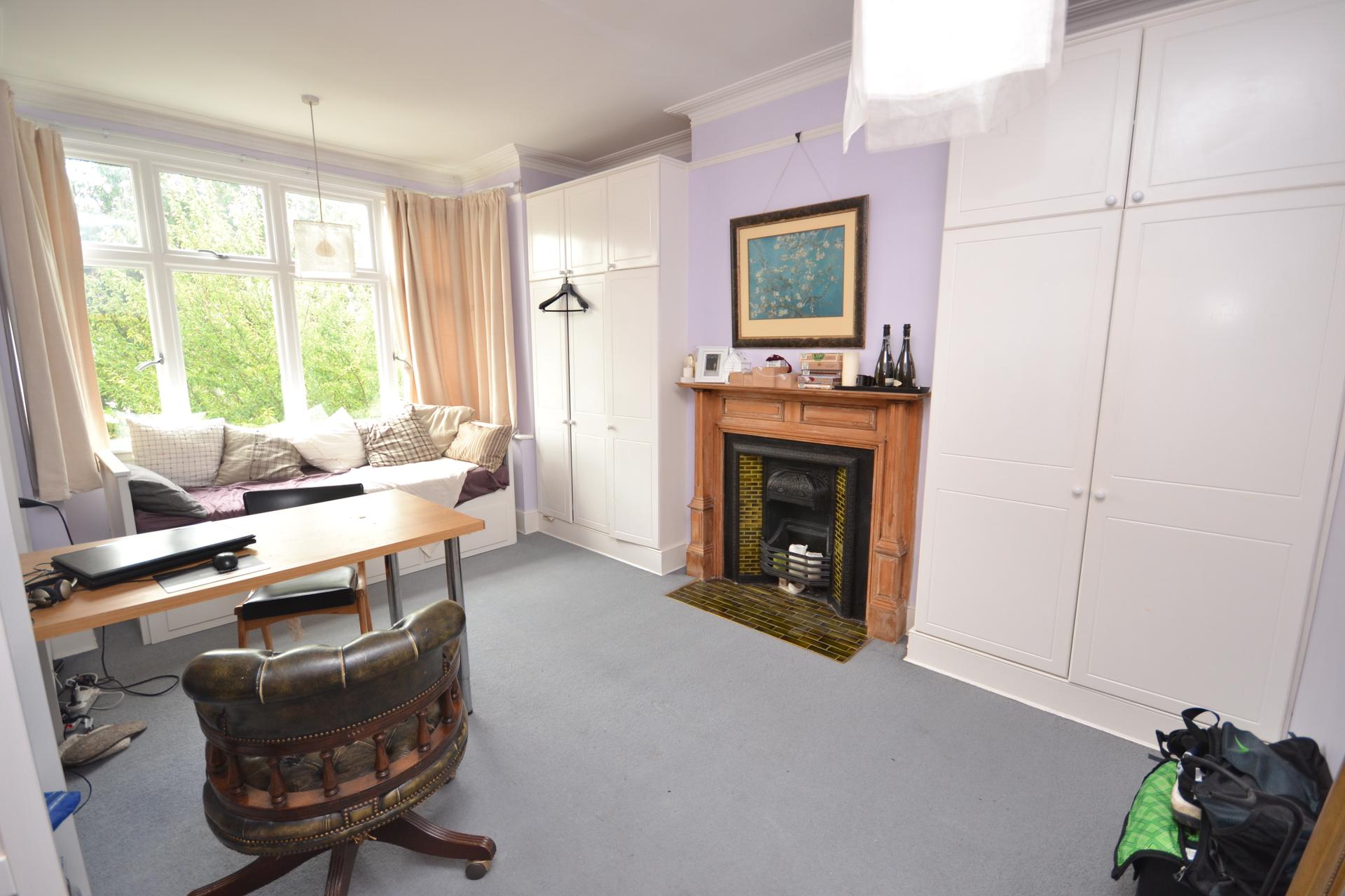 4 bedroom Terraced House to rent - Martyn Gerrard