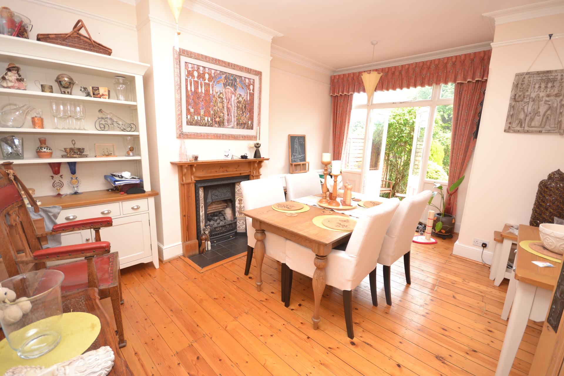 4 bedroom Terraced House to rent - Martyn Gerrard
