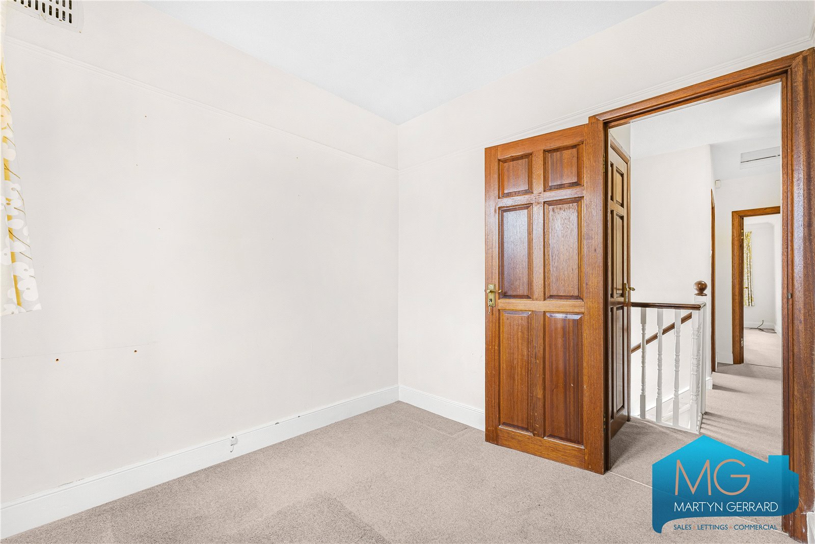 4 bedroom Semi-Detached House for sale - Martyn Gerrard