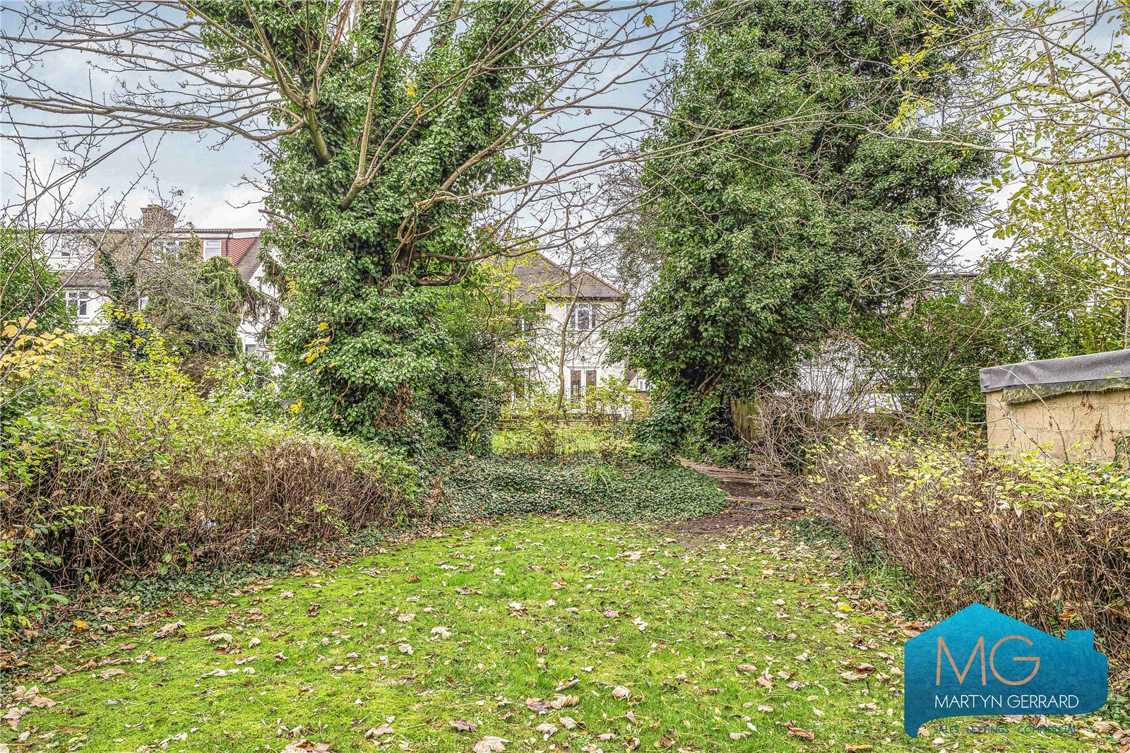 4 bedroom Semi-Detached House for sale - Martyn Gerrard