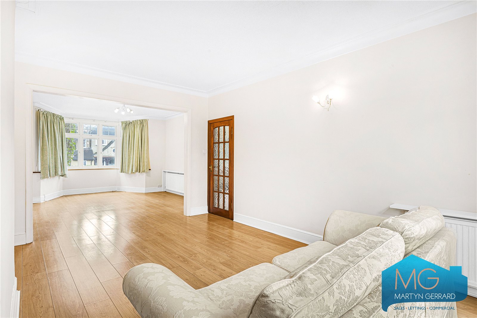 4 bedroom Semi-Detached House for sale - Martyn Gerrard