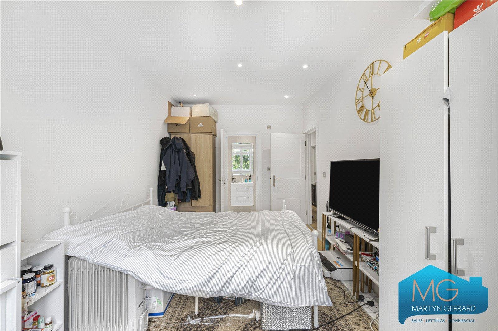 2 bedroom Ground Floor Flat for sale - Martyn Gerrard