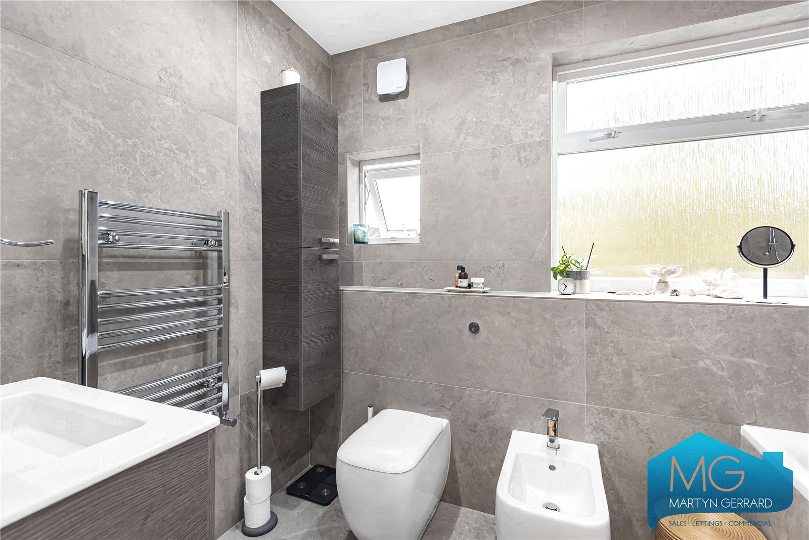 3 bedroom Terraced House for sale - Martyn Gerrard