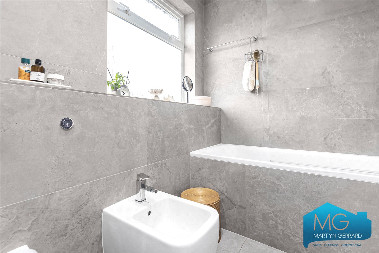 3 bedroom Terraced House for sale - Martyn Gerrard