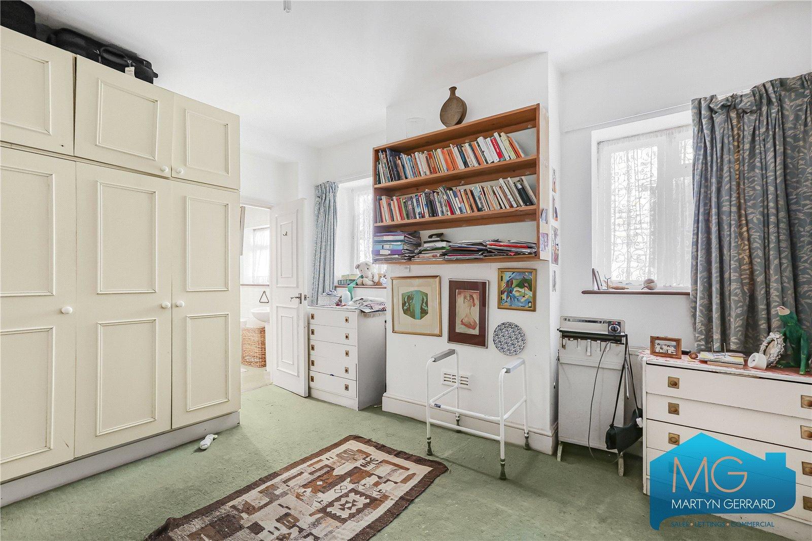 2 bedroom Ground Floor Flat for sale - Martyn Gerrard